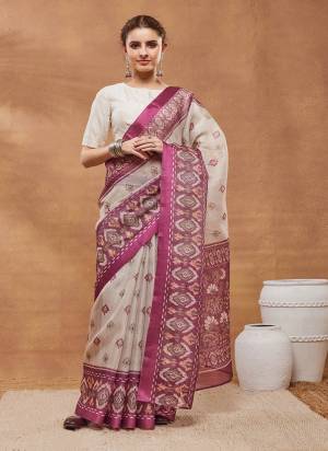Looking These Party Wear Ready To Wear Saree in Fine Colored.These Saree Are Silk Blend And Blouse is Silk Blend Fabricated.Its Beautified With Designer Printed.