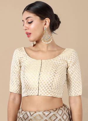 Attrctive These Beautiful Colored Readymade Blouse.Its Fabricated On Banarasi Silk Come With Jacquard Weaving Designer.Buy Now.