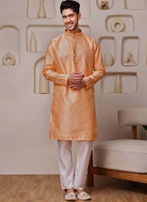 For A festive And Party Wear,Looking These Readymade Kurta With Payjama in Fine Colored.These Kurta is Fabricated On Silk Blend And Art Silk Bottom With Woven Jari Designer.Buy Now.