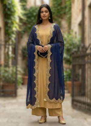 Looking These Beautiful Colored Ethnic Dupatta.This Dupatta is Fabricated On Beautiful Organza Fabric . It Is Beautified With Beautiful Designer Sequance Embroidery Work Lace Border.
