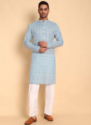 For A festive And Party Wear,Looking These Readymade Kurta With Payjama in Fine Colored.These Kurta is Fabricated On Cotton And Art Silk Bottom With Designer Printed.Buy Now.