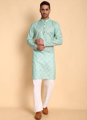 For A festive And Party Wear,Looking These Readymade Kurta With Payjama in Fine Colored.These Kurta is Fabricated On Cotton And Art Silk Bottom With Designer Printed.Buy Now.
