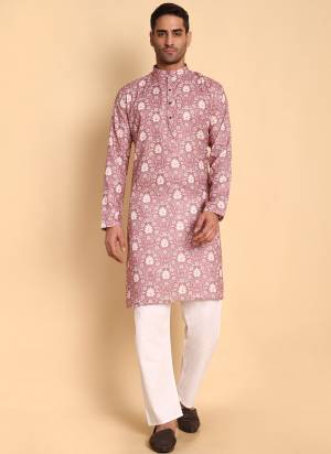 For A festive And Party Wear,Looking These Readymade Kurta With Payjama in Fine Colored.These Kurta is Fabricated On Cotton And Art Silk Bottom With Designer Printed.Buy Now.