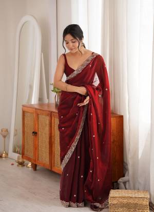 Looking These Fancy Party Wear Saree in Fine Colored.These Saree Are Fendy Satin And Blouse is Fendy Satin Fabricated.Its Beautified With Beads,Pearl Embroidery Work.