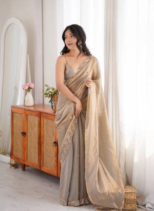 Looking These Fancy Party Wear Saree in Fine Colored.These Saree Are Fendy Satin And Blouse is Fendy Satin Fabricated.Its Beautified With Beads,Pearl Embroidery Work.
