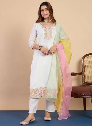 Attractive These Beautiful Readymade Suits With Dupatta.These Suit is Fabricated On Top Are Silk Blend And Bottom Are Silk Blend And Silk Blend Dupatta .Its Beautified With Designer Embroidery Work.