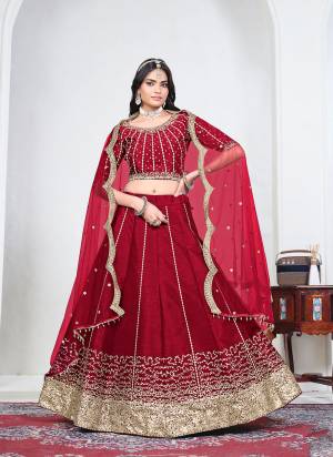 For A Designer Look,Grab These Party Wear Lehenga Choli in Fine Colored.These Lehenga And Blouse Are Fabricated On Art Silk Pair With Net Dupatta.Its Beautified With Designer Sequance,Jari Embroidery Work.