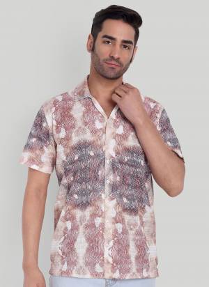 Looking These Fancy Readymade Short Shirt in Fine Colored.These Short Shirt is Fabricated On Cotton Blend With Designer Printed.Buy Now.