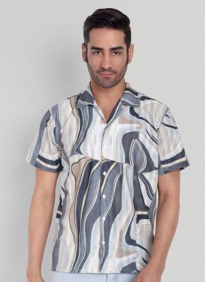 Looking These Fancy Readymade Short Shirt in Fine Colored.These Short Shirt is Fabricated On Cotton Blend With Designer Printed.Buy Now.