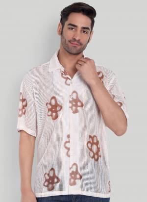 Looking These Fancy Readymade Short Shirt in Fine Colored.These Short Shirt is Fabricated On Cotton Blend With Designer Printed.Buy Now.