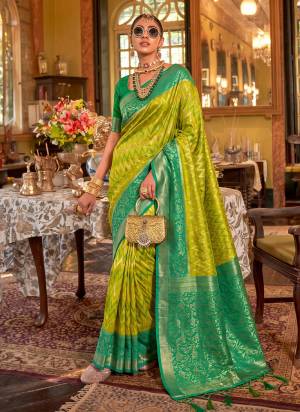 Garb These Fastive And Party Wear Saree in Fine Colored.These Saree And Blouse is Fabricated On Silk.Its Beautified With Weaving Jari Designer.