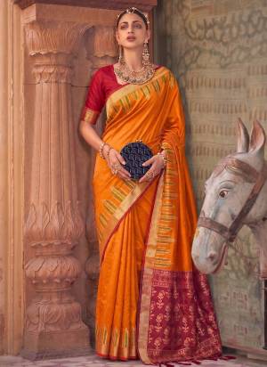 Garb These Fastive And Party Wear Saree in Fine Colored.These Saree And Blouse is Fabricated On Soft Silk.Its Beautified With Weaving Jari Designer.