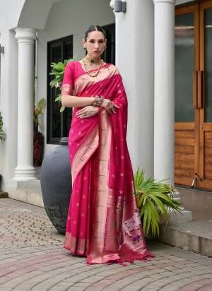 Attractive These Festive And Party Wear Saree in Fine Colored.These Saree And Blouse is Fabricated On Banarasi Silk.Its Beautified With Traditional Paithani Pichwai Pallu Woven Designer.
