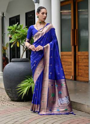 Attractive These Festive And Party Wear Saree in Fine Colored.These Saree And Blouse is Fabricated On Banarasi Silk.Its Beautified With Traditional Paithani Pichwai Pallu Woven Designer.