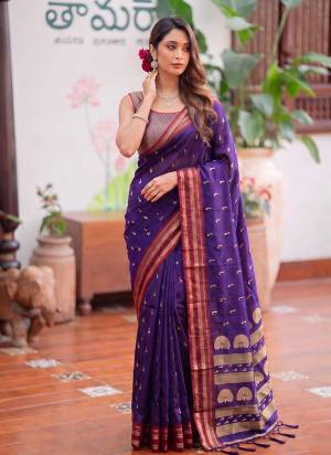 Garb These Fastive And Party Wear Saree in Fine Colored.These Saree And Blouse is Fabricated On Soft Silk.Its Beautified With Weaving Designer.