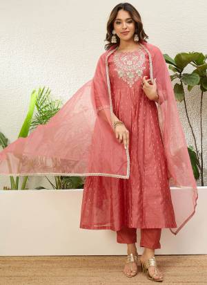 Garb These Beautiful Readymade Suits With Dupatta.These Suit is Fabricated On Top Are Jacquard Silk And Bottom Are Santoon And Organza Dupatta .Its Beautified With Designer Embroidery Work.