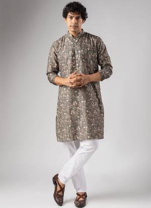 For A Festive And Party Wear,Attractive These Readymade Kurta With Payjama in Fine Colored.These Kurta is Fabricated On Chickoo Polo And Art Silk Bottom With Woven Patta Designer With Printed.Buy Now.