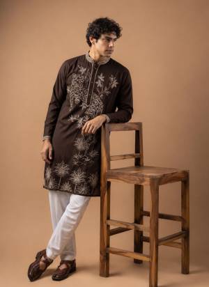 For A Festive And Party Wear,Attractive These Readymade Kurta With Payjama in Fine Colored.These Kurta is Fabricated On Viscose Silk And Art Silk Bottom With Designer Embroidery Work.Buy Now.