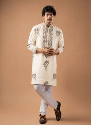 For A Festive And Party Wear,Attractive These Readymade Kurta With Payjama in Fine Colored.These Kurta is Fabricated On Viscose Silk And Art Silk Bottom With Designer Embroidery Work.Buy Now.