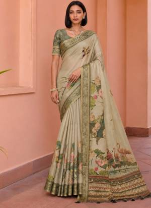 Garb These Fancy Party Wear Saree in Fine Colored.These Saree Are Kanjivaram And Blouse is Kanjivaram Fabricated.Its Beautified With Woven Border Designer With Printed.