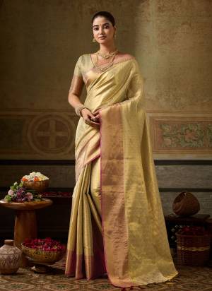 Looking These Fastive And Party Wear Saree in Fine Colored.These Saree And Blouse is Fabricated On Kanchivaram Silk.Its Beautified With Weaving Jari Designer.
