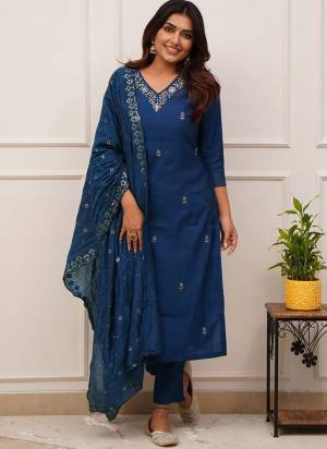 Looking These Party Wear Readymade Salwar Suits in Fine Colored Pair With Dupatta.These Top Are Silk And Dupatta Are Fabricated On Vichitra Pair With Silk Bottom .Its Beautified With Designer Embroidery Work.