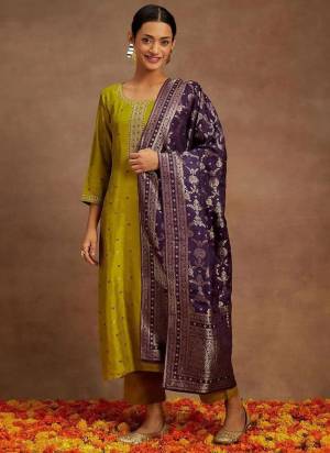 Looking These Party Wear Readymade Salwar Suits in Fine Colored Pair With Dupatta.These Top Are Art Silk And Dupatta Are Fabricated On Art Silk Pair With Art Silk Bottom .Its Beautified With Designer Embroidery Work.