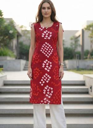 Looking These Beautiful Looking Readymade Short Tunic Top.These Top is Fabricated On Cotton.Its Beautified With Designer Bandhani Printed.