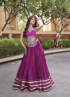 Looking These Beautiful Looking Navratri Wear Free Size Stitched Lahenga Choli.These Lahenga Are Rayon And Blouse is Fabricated On Rayon.Its Beautified With Designer Mukesh,Gamthi Mirror Work.