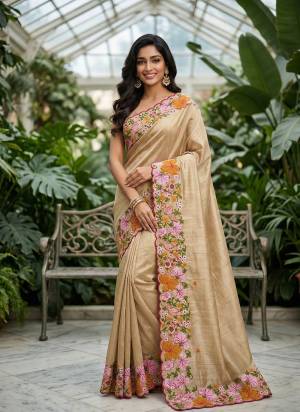 Garb These Party Wear Saree in Fine Colored.These Saree Are Manipuri Silk And Blouse is Manipuri Silk Fabricated.Its Beautified With Designer MultyThread Embroidery Cut Work.