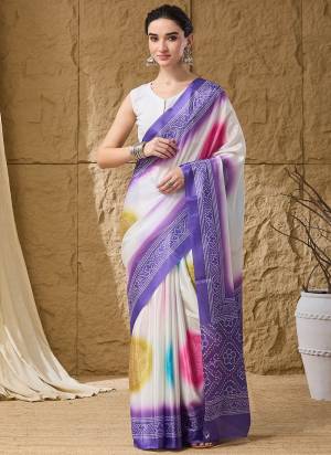 Looking These Party Wear Ready To Wear Saree in Fine Colored.These Saree Are Satin And Blouse is Satin Fabricated.Its Beautified With Designer Bandhani Printed.