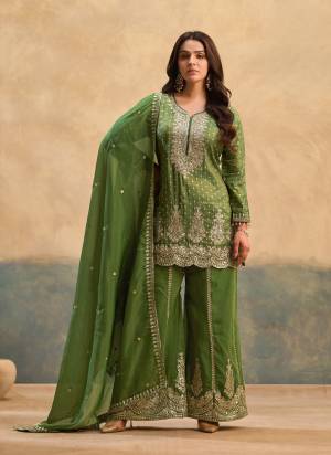 Attractive These Party Wear Free Size Stitched Plazzo Suit in Fine Colored Pair.These Top Bottom Are Viscose And Dupatta Are Viscose And Pair With Santoon Inner.Its Beautified With Heavy Woven Designer With Embroidery Work.