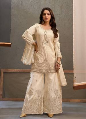 Attractive These Party Wear Free Size Stitched Plazzo Suit in Fine Colored Pair.These Top Bottom Are Viscose And Dupatta Are Viscose And Pair With Santoon Inner.Its Beautified With Heavy Woven Designer With Embroidery Work.