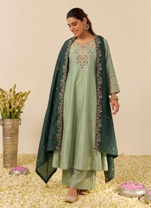 Garb These Beautiful Looking Readymade Suits.These Top Are Simmer Silk And Bottom Are Simmer Silk And Chanderi Dupatta Fabricated.Its Beautified  With Disigner Embroidery Work.