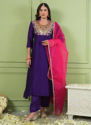 Garb These Suit in Fine Colored Pair With Bottom And Dupatta.These Top Are Viscose Silk And Bottom Are Fabricated On Viscose Silk Pair With Organza Dupatta.Its Beautified With Designer Embroidery Work.