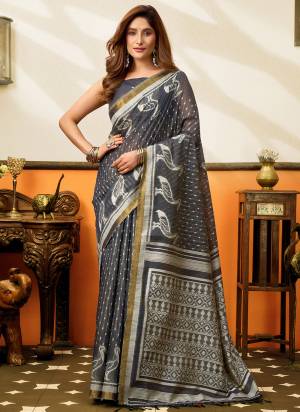 Garb These Fancy Party Wear Saree in Fine Colored.These Saree Are Cotton And Blouse is Cotton Fabricated.Its Beautified With Woven Jacquard Designer.