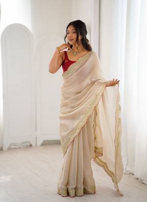 Attractive These Party Wear Saree in Fine Colored.These Saree Are Jimmy Choo And Blouse is Ultra Satin Fabricated.Its Beautified With Designer Jari,Sequance Embroidery Work.