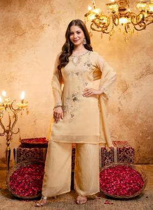 Looking These Party Wear Suit in Fine Colored Pair With Bottom And Dupatta.These Top Are Crunchy And Bottom Are Fabricated On Crunchy Pair With Crunchy Dupatta.Its Beautified With Designer Embroidery Work.