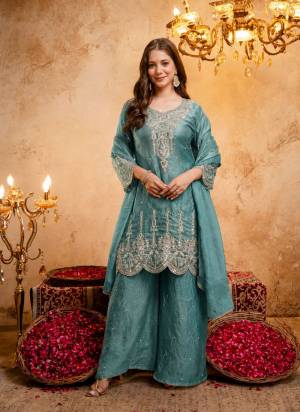Looking These Party Wear Suit in Fine Colored Pair With Bottom And Dupatta.These Top Are Fendy And Bottom Are Fabricated On Fendy Pair With Fendy Dupatta.Its Beautified With Designer Embroidery Work.