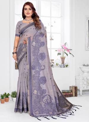 Attractive These Festive Party Wear Saree in Fine Colored.These Saree And Blouse is Fabricated On Spun Cotton.Its Beautified With Weaving Jacquard Designer.