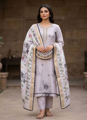 Looking These Suit in Fine Colored Pair With Bottom And Dupatta.These Top Are Modal Cotton And Dupatta Are Fabricated On Organza Jacquard Pair With Dul Santoon Bottom.Its Beautified With Designer Printed, Hand Work.