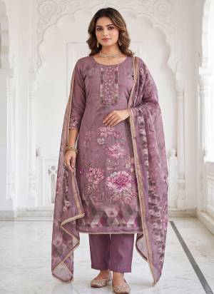 Grab These Suit in Fine Colored Pair With Bottom And Dupatta.These Top Are Simmer Linen Cotton And Dupatta Are Fabricated On Simmer Linen Cotton Pair With Rayon Bottom.Its Beautified With Designer Printed, Hand Work.