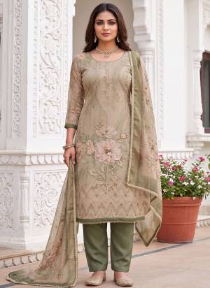Grab These Suit in Fine Colored Pair With Bottom And Dupatta.These Top Are Simmer Linen Cotton And Dupatta Are Fabricated On Simmer Linen Cotton Pair With Rayon Bottom.Its Beautified With Designer Printed, Hand Work.