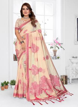 Attractive These Festive Party Wear Saree in Fine Colored.These Saree And Blouse is Fabricated On Spun Cotton.Its Beautified With Weaving Jacquard Designer.