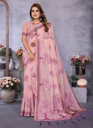 Attractive These Festive Party Wear Saree in Fine Colored.These Saree And Blouse is Fabricated On Spun Cotton.Its Beautified With Weaving Jacquard Designer.