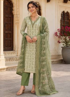 Looking These Suit in Fine Colored Pair With Bottom And Dupatta.These Top Are Simmer Linen Cotton And Dupatta Are Fabricated On Simmer Linen Cotton Pair With Rayon Bottom.Its Beautified With Designer Printed, Hand Work.