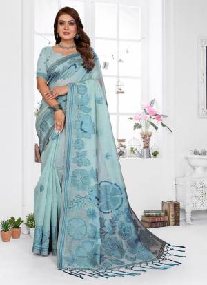 Attractive These Festive Party Wear Saree in Fine Colored.These Saree And Blouse is Fabricated On Spun Cotton.Its Beautified With Weaving Jacquard Designer.