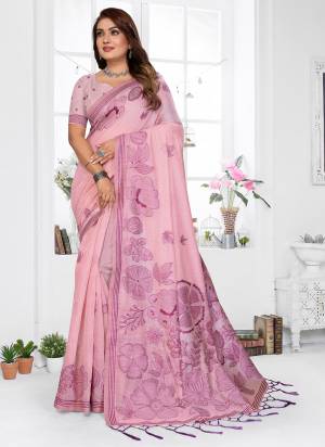 Attractive These Festive Party Wear Saree in Fine Colored.These Saree And Blouse is Fabricated On Spun Cotton.Its Beautified With Weaving Jacquard Designer.