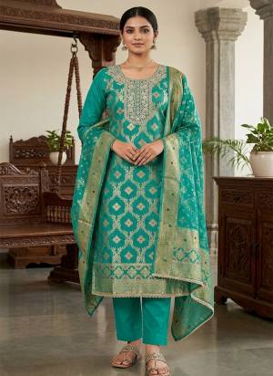 Looking These Suit in Fine Colored Pair With Bottom And Dupatta.These Top Are Banarasi Cotton And Dupatta Are Fabricated On Organza Jacquard Pair With Dul Santoon Bottom.Its Beautified With Woven Designer, Hand Work.
