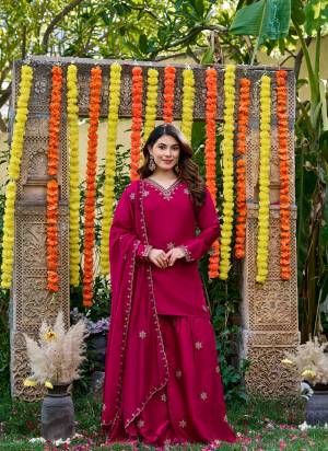 Looking These Suit in Fine Colored Pair With Bottom And Dupatta.These Top Are Viscose Glass And Bottom Are Fabricated On Viscose Glass Pair With Chanderi Dupatta.Its Beautified With Designer Embroidery Work.